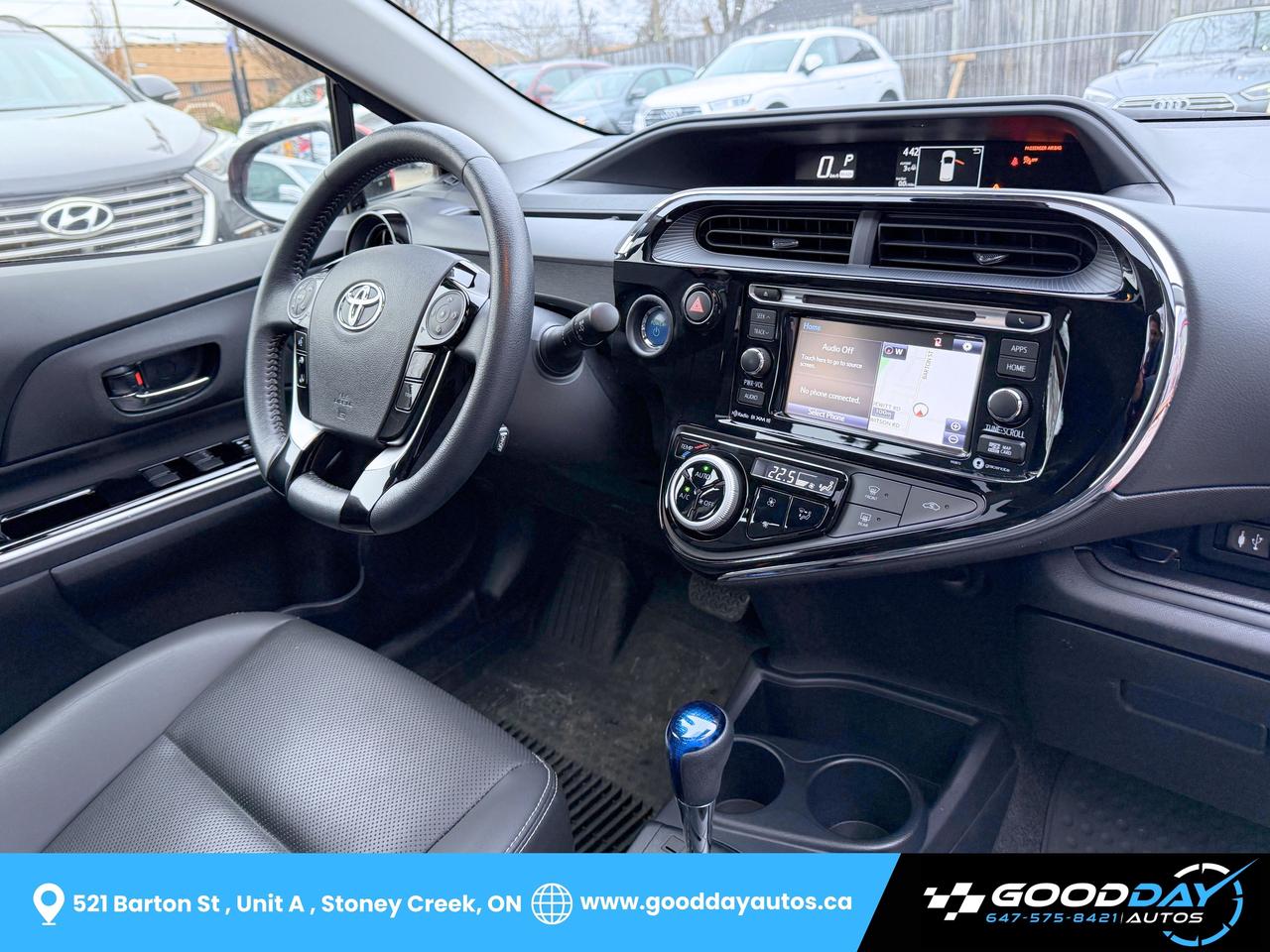 2019 Toyota Prius c TECHNOLOGY WINTER TIRES INCLUDED DEALER SERVICED Photo