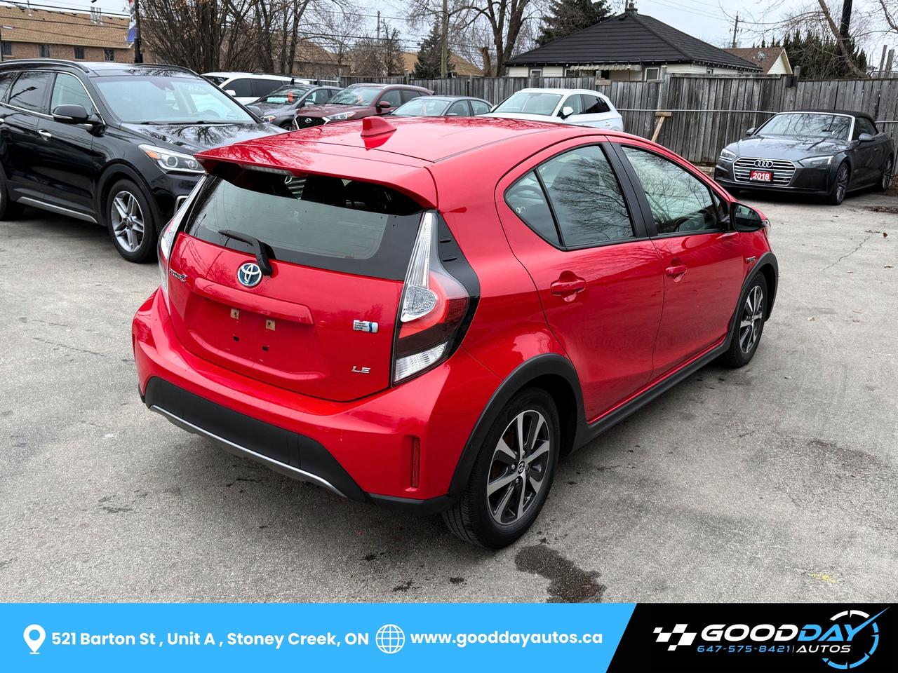 2019 Toyota Prius c TECHNOLOGY WINTER TIRES INCLUDED DEALER SERVICED Photo