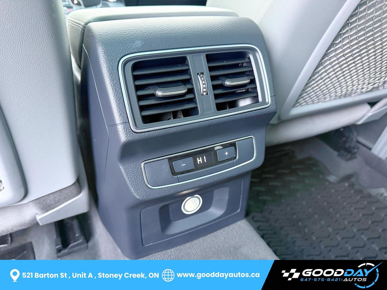 2018 Audi Q5 Progressiv NAV PANO LOADED ONE OWNER CLEAN CARFAX Photo