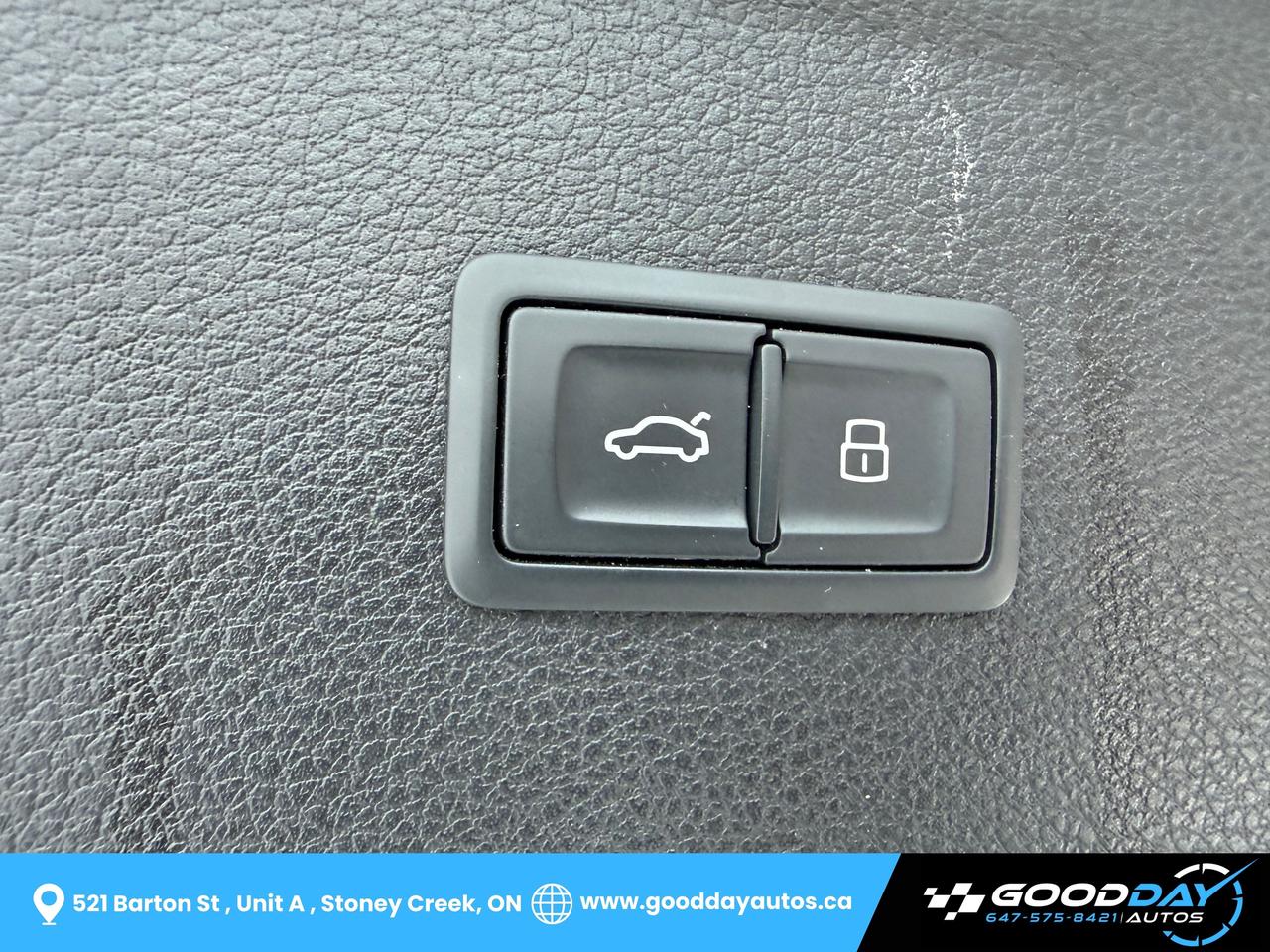 2018 Audi Q5 Progressiv NAV PANO LOADED ONE OWNER CLEAN CARFAX Photo