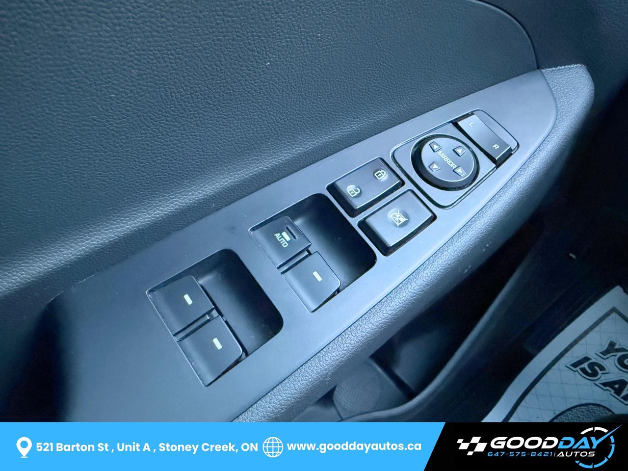 2017 Hyundai Tucson SE 2.0L AWD LOADED 29 SERVICE RECORDS CLEAN CARFAX Photo