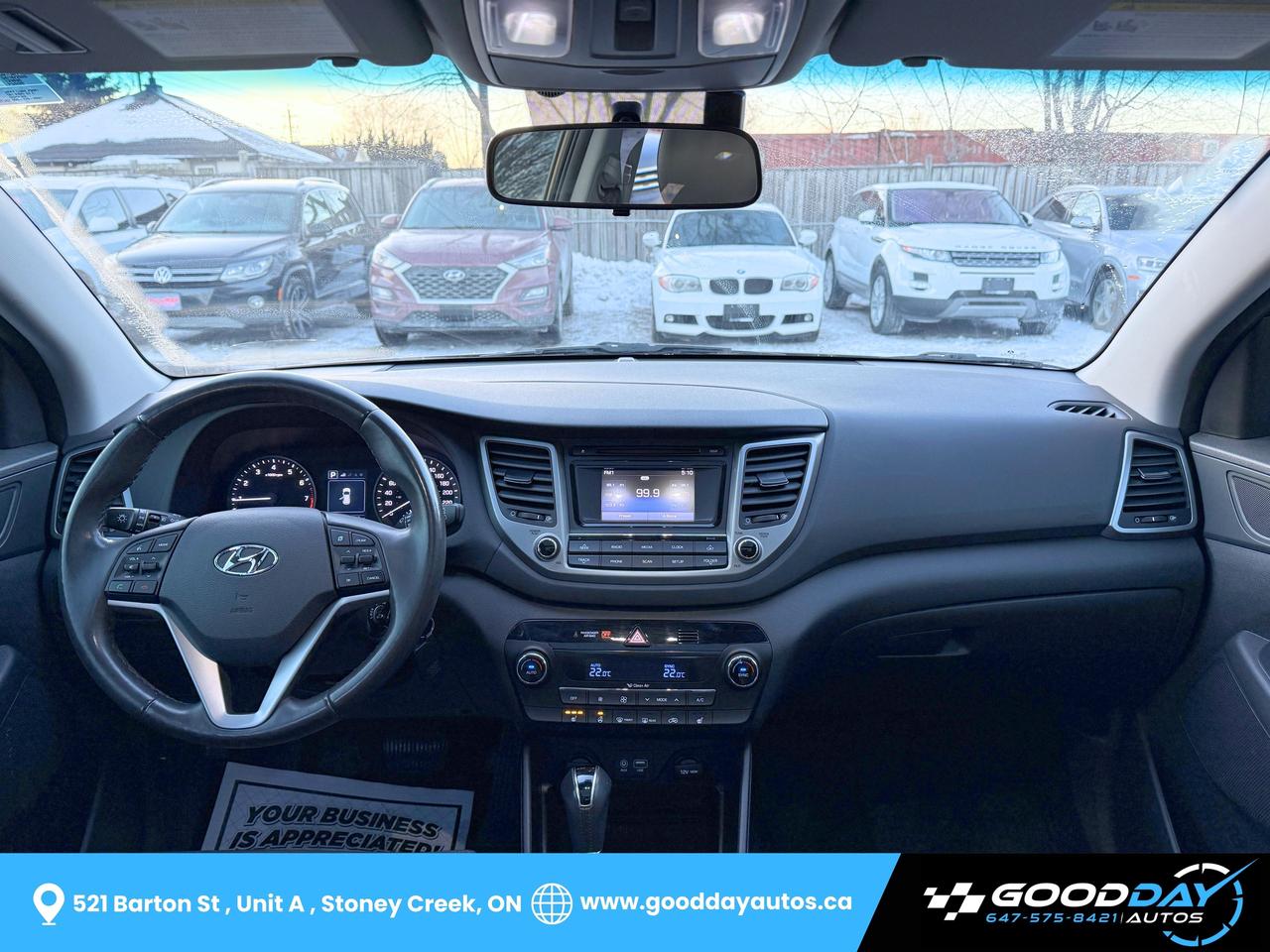 2017 Hyundai Tucson SE 2.0L AWD LOADED 29 SERVICE RECORDS CLEAN CARFAX Photo