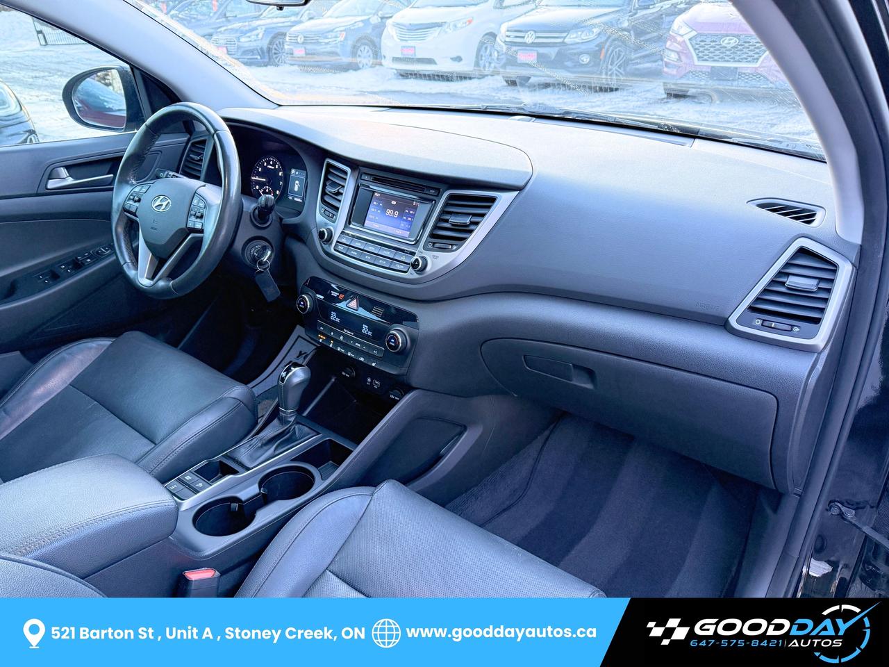 2017 Hyundai Tucson SE 2.0L AWD LOADED 29 SERVICE RECORDS CLEAN CARFAX Photo