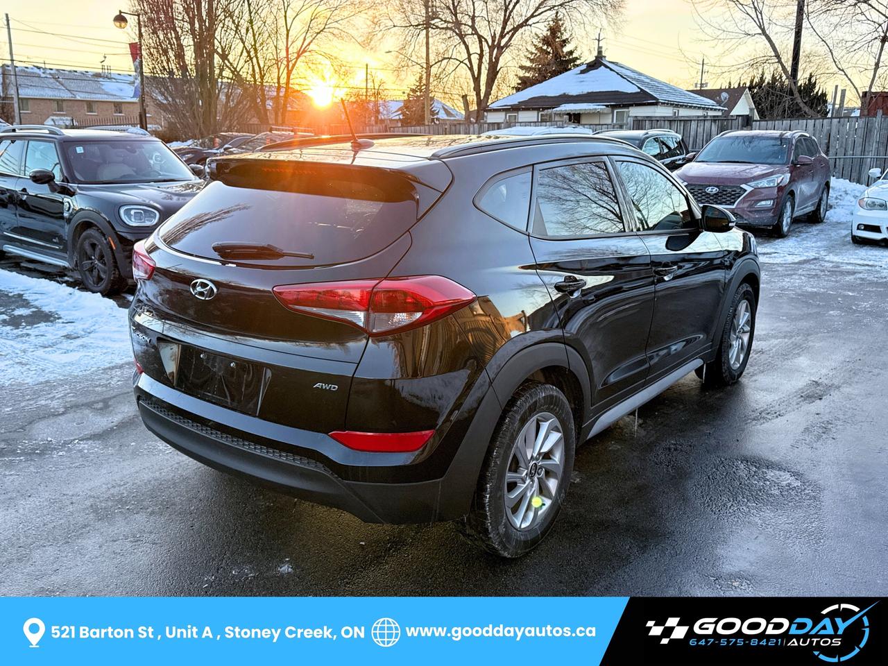 2017 Hyundai Tucson SE 2.0L AWD LOADED 29 SERVICE RECORDS CLEAN CARFAX Photo