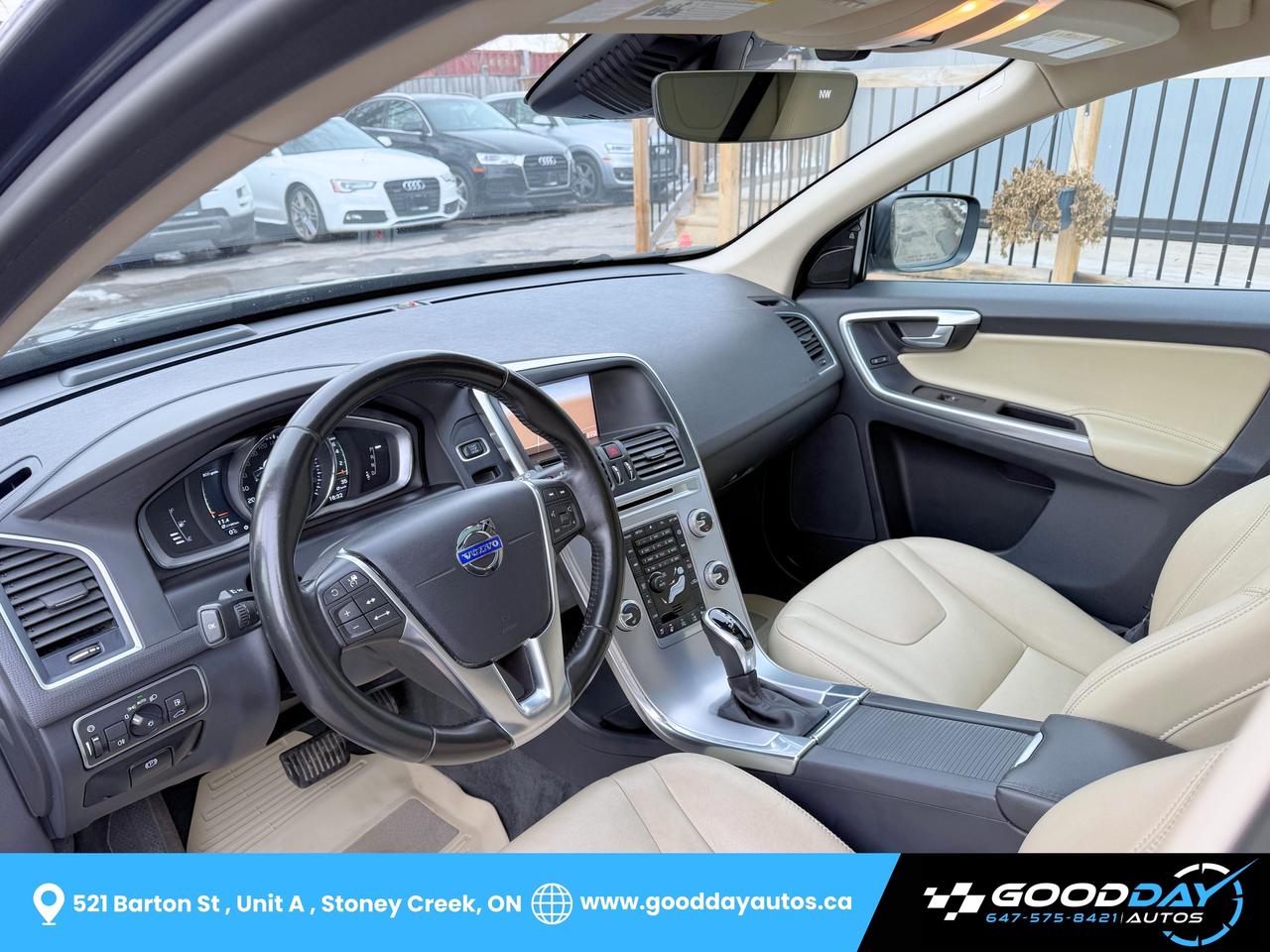 2017 Volvo XC60 T5 Inscription Special Edition Premier LOW KMS Photo