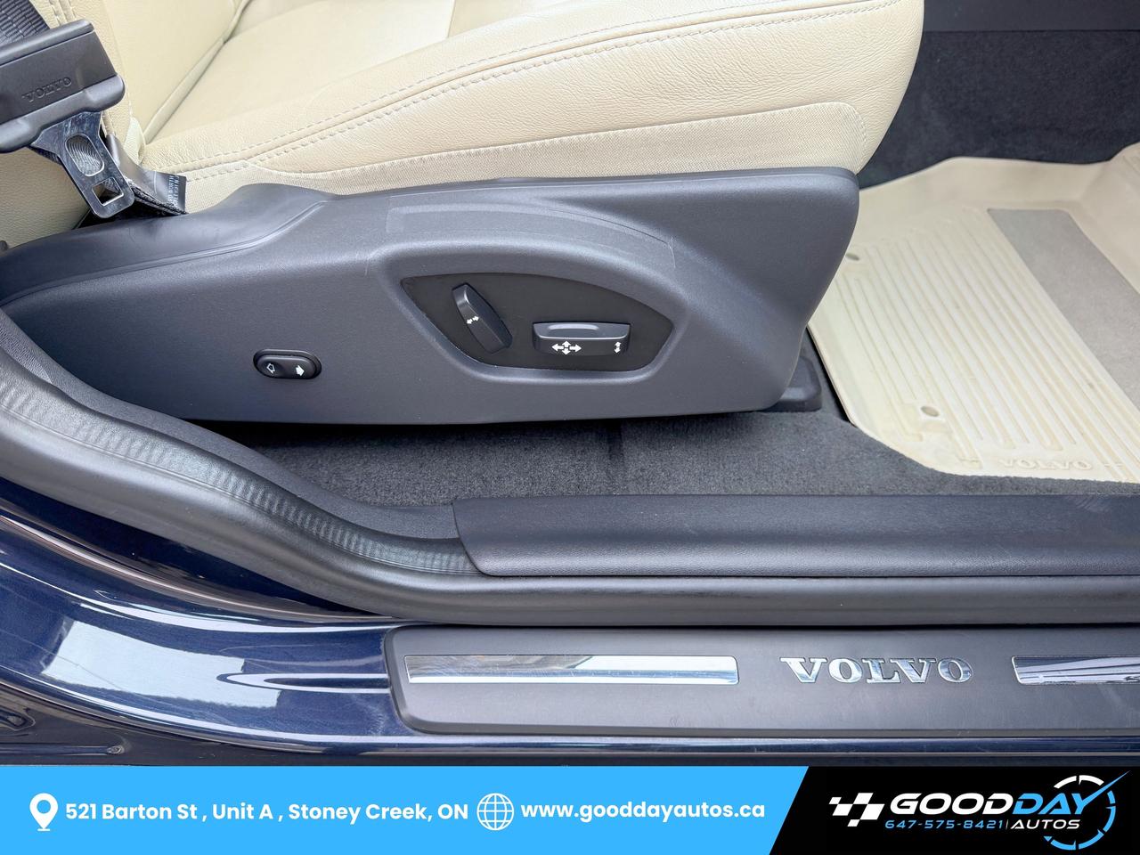 2017 Volvo XC60 T5 Inscription Special Edition Premier LOW KMS Photo