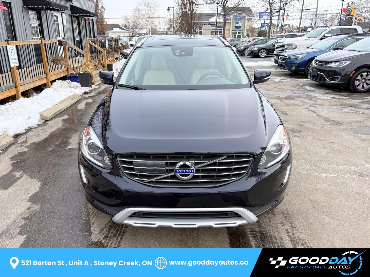 2017 Volvo XC60 T5 Inscription Special Edition Premier LOW KMS Photo