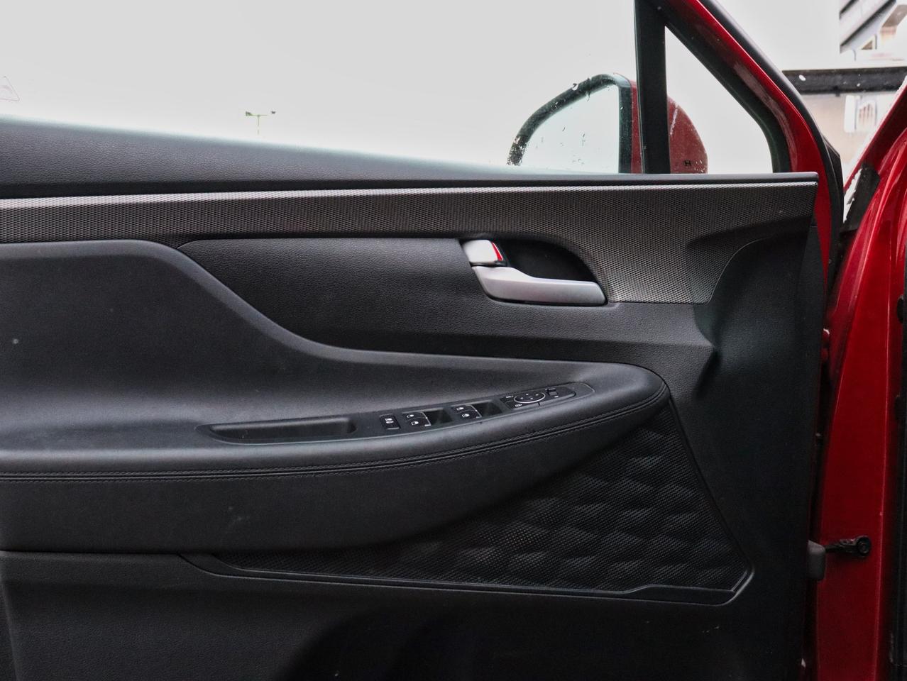 2019 Hyundai Santa Fe SEL 2.4 AWD Photo