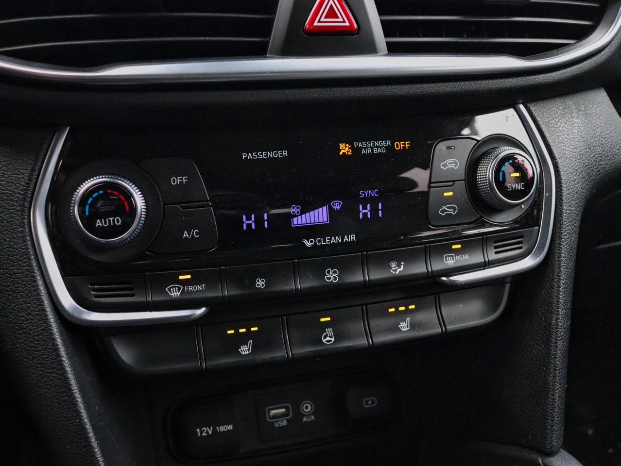 2019 Hyundai Santa Fe SEL 2.4 AWD Photo