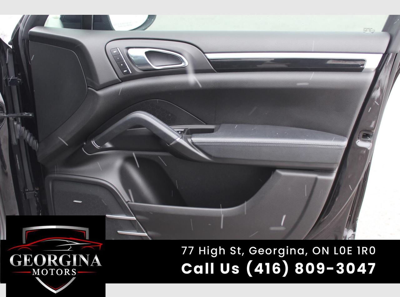 2011 Porsche Cayenne  Photo