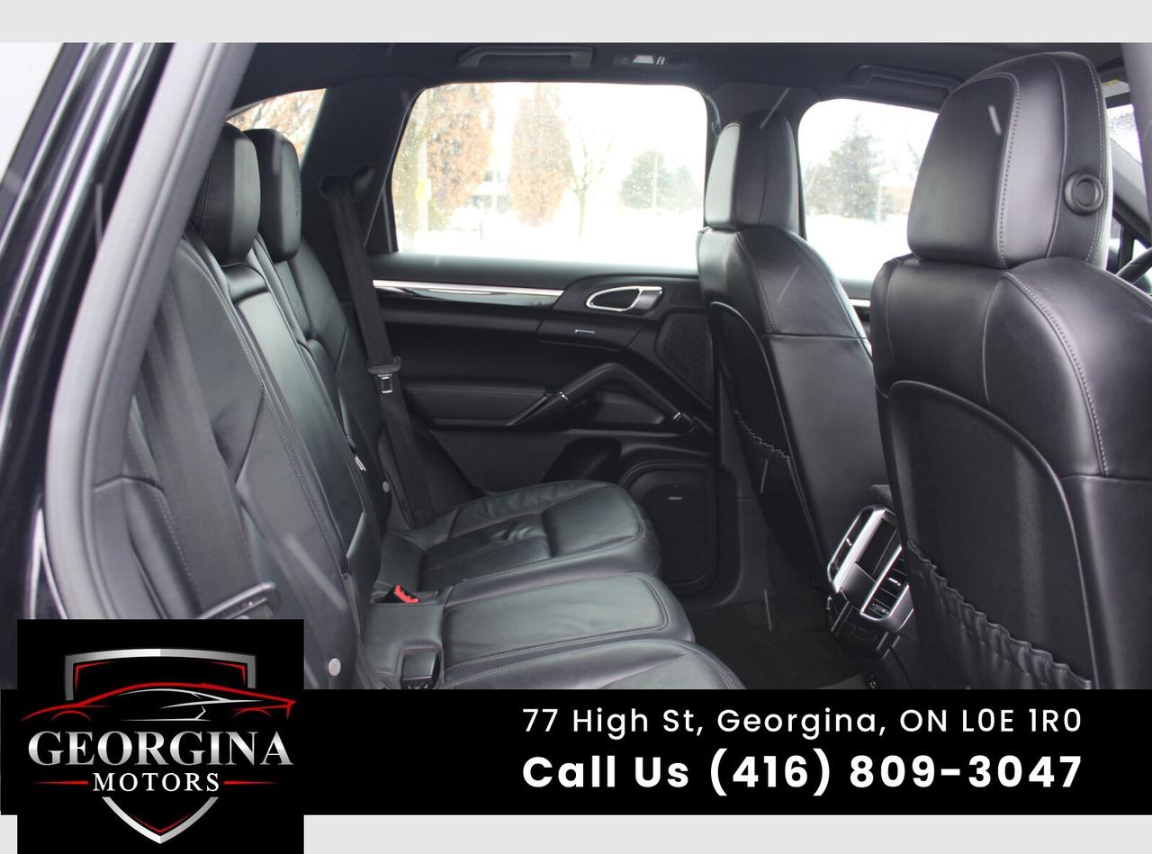 2011 Porsche Cayenne  Photo