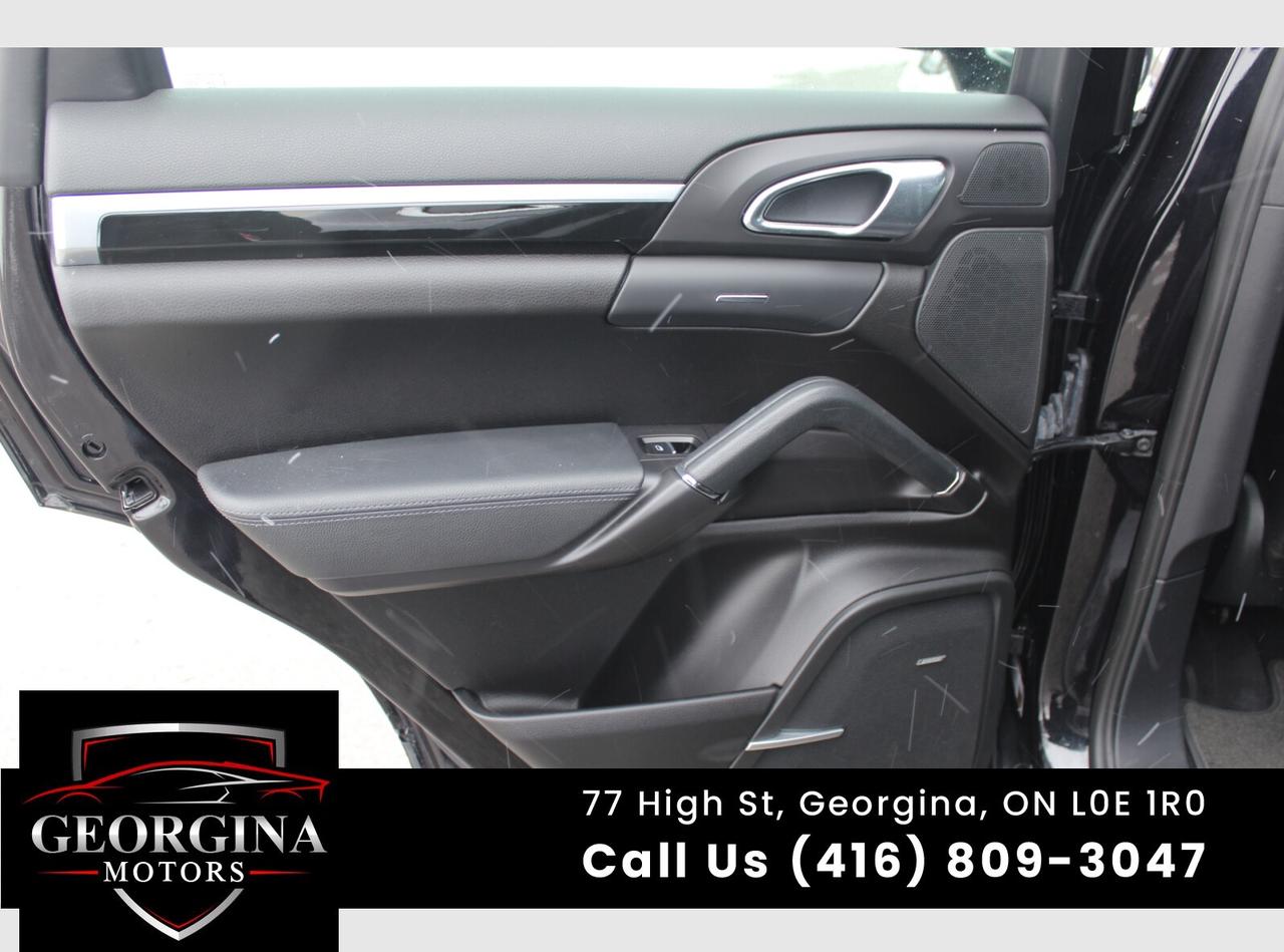 2011 Porsche Cayenne  Photo