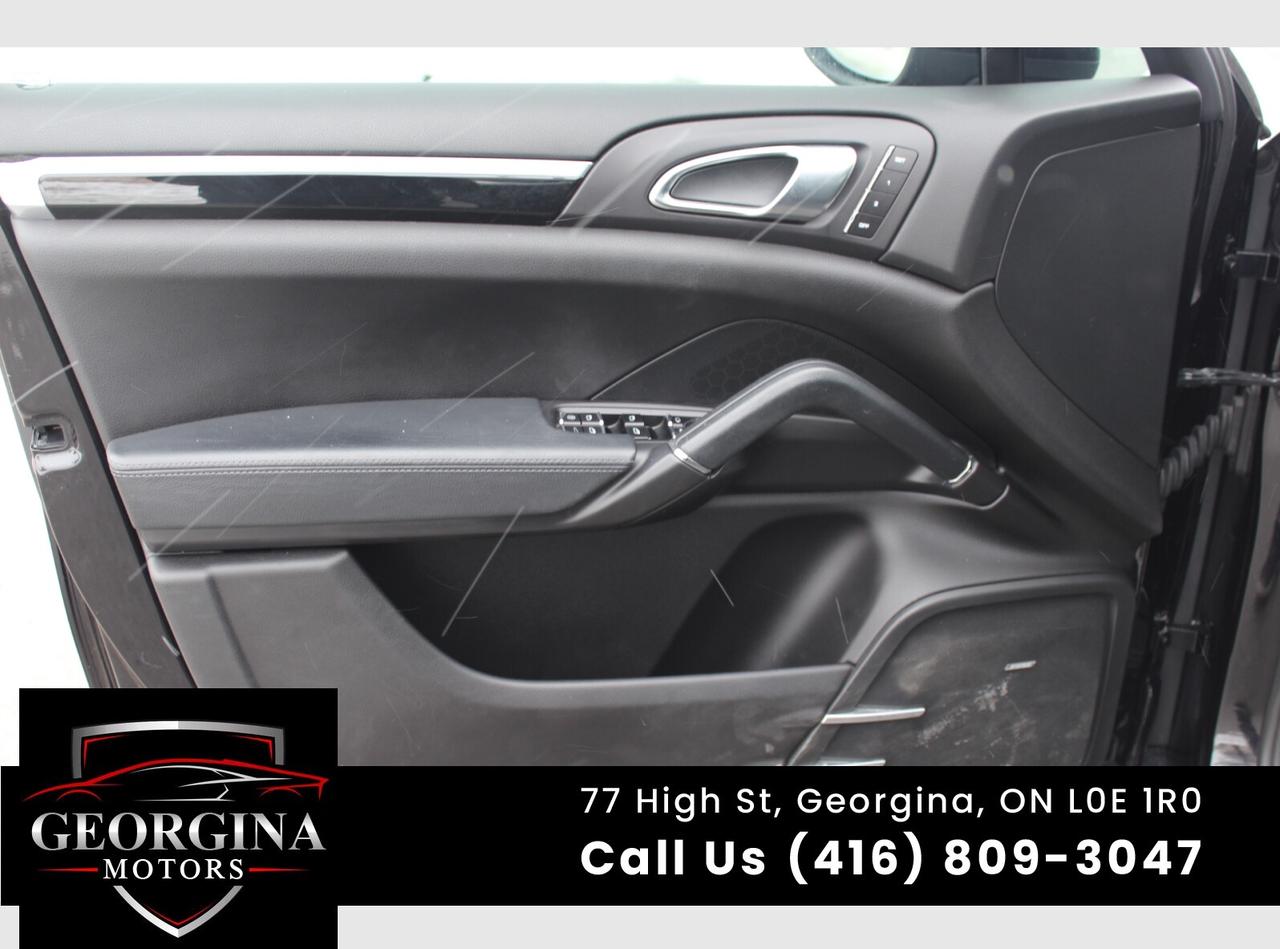 2011 Porsche Cayenne  Photo