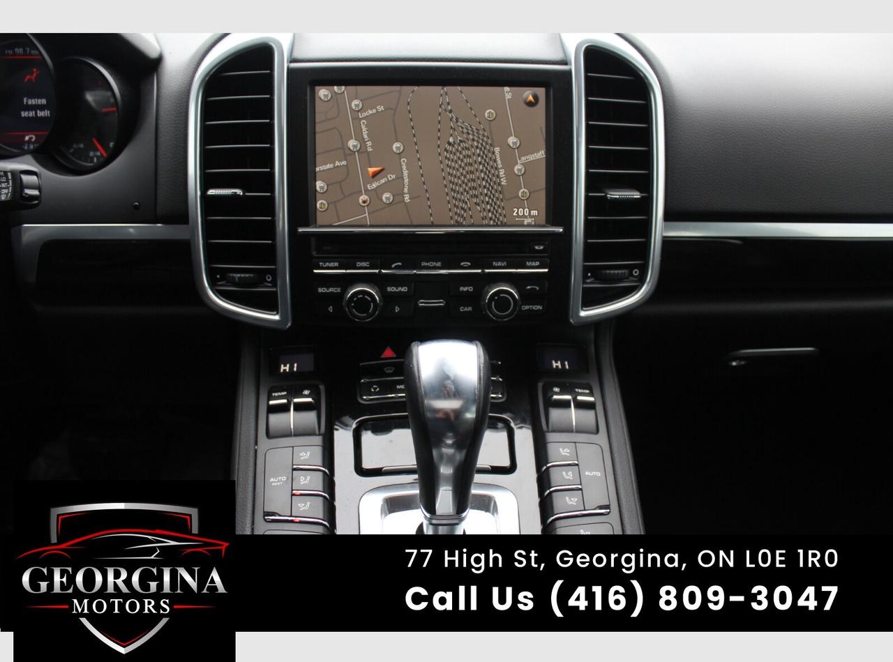 2011 Porsche Cayenne  Photo