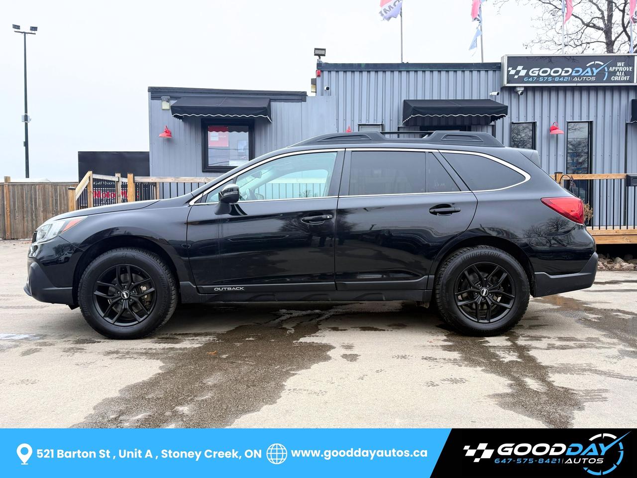 2019 Subaru Outback 3.6R Limited ONE OWNER TWO SETS OF TIRES & RIMS Photo