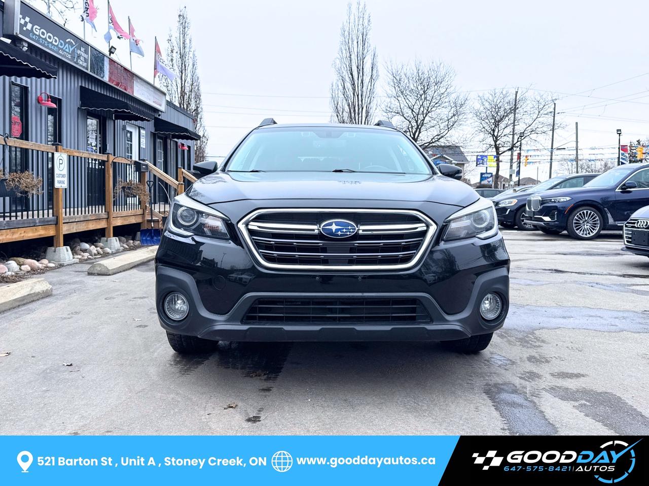 2019 Subaru Outback 3.6R Limited ONE OWNER TWO SETS OF TIRES & RIMS Photo