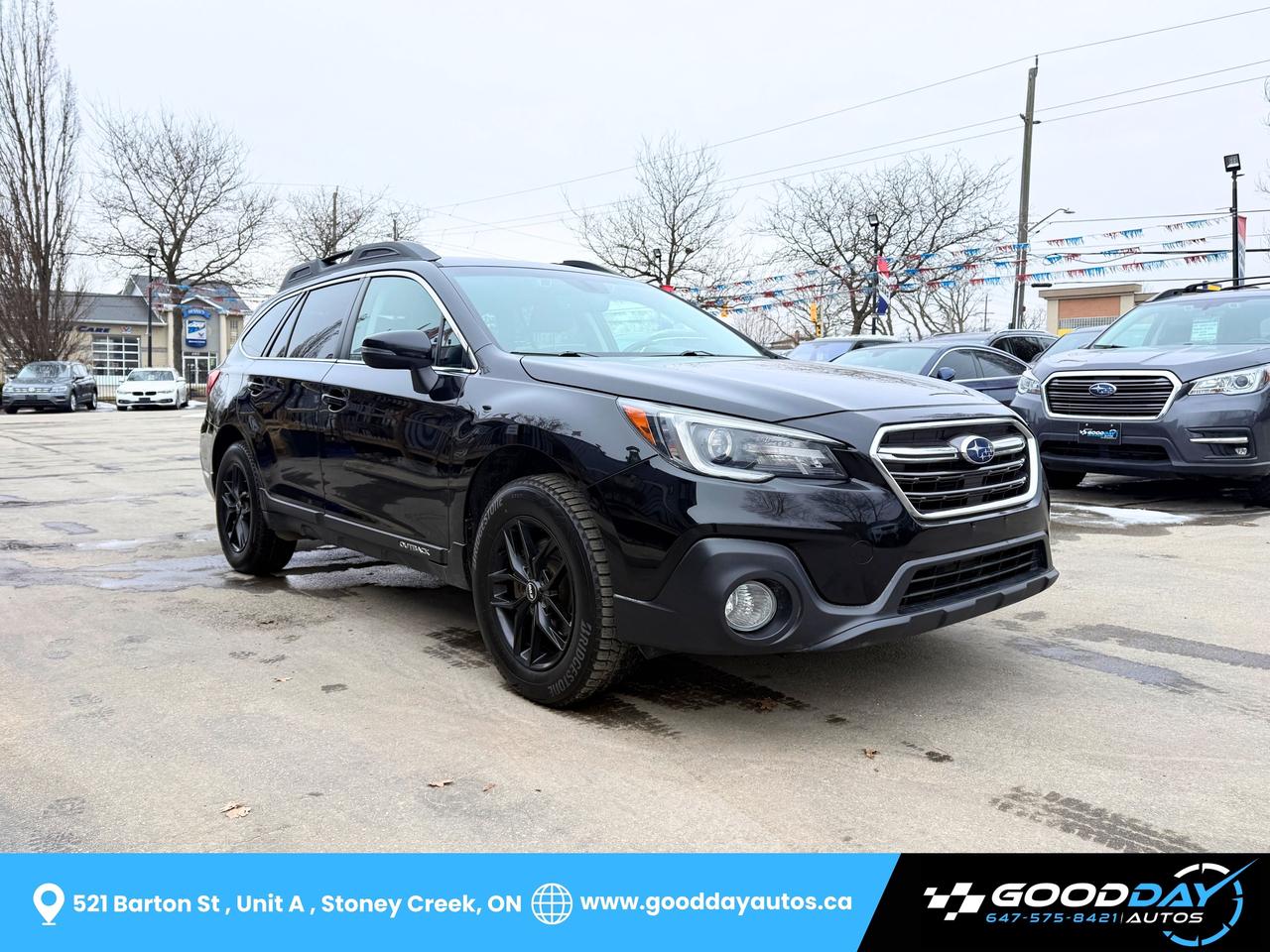 2019 Subaru Outback 3.6R Limited ONE OWNER TWO SETS OF TIRES & RIMS Photo