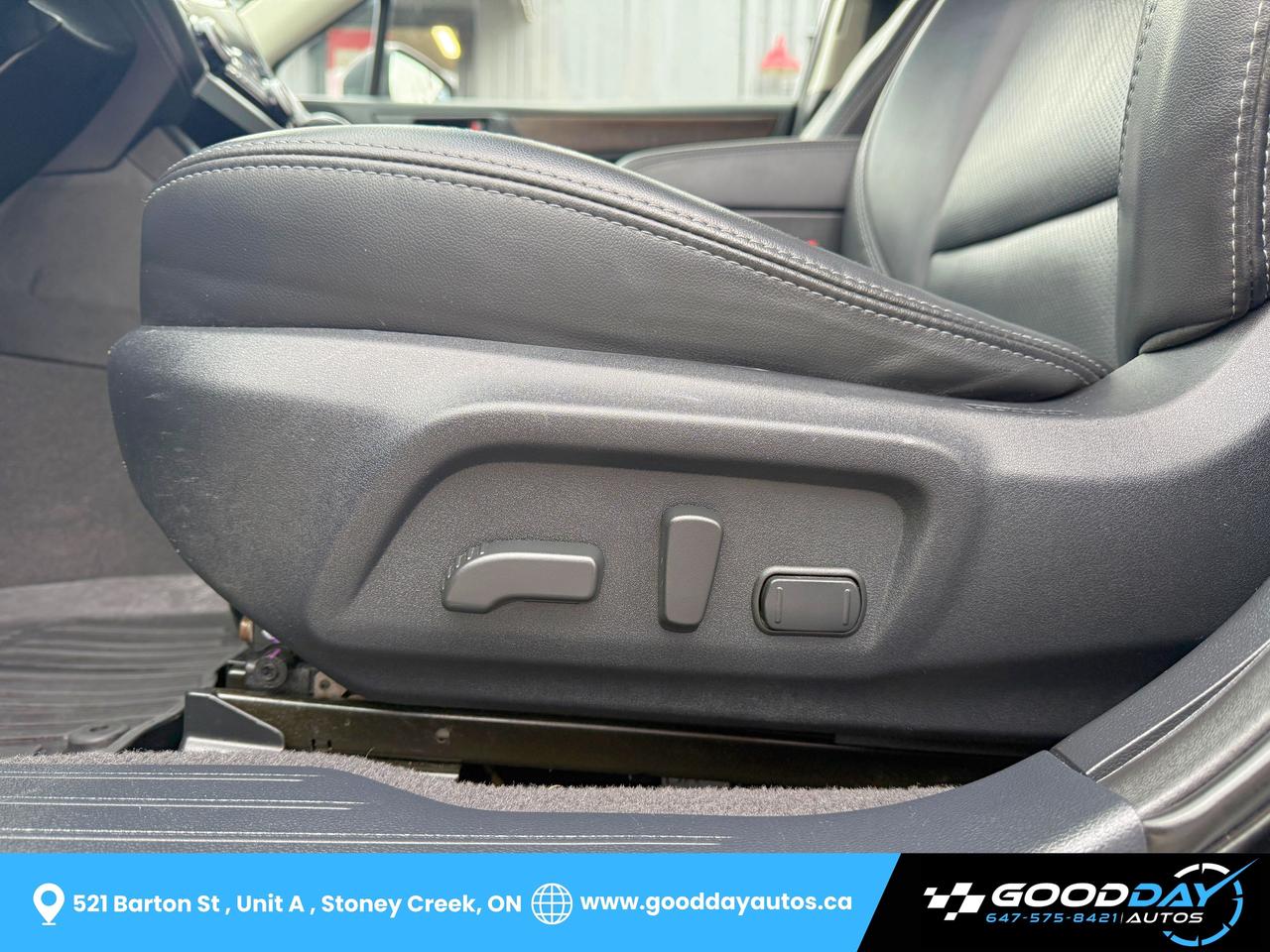 2019 Subaru Outback 3.6R Limited ONE OWNER TWO SETS OF TIRES & RIMS Photo