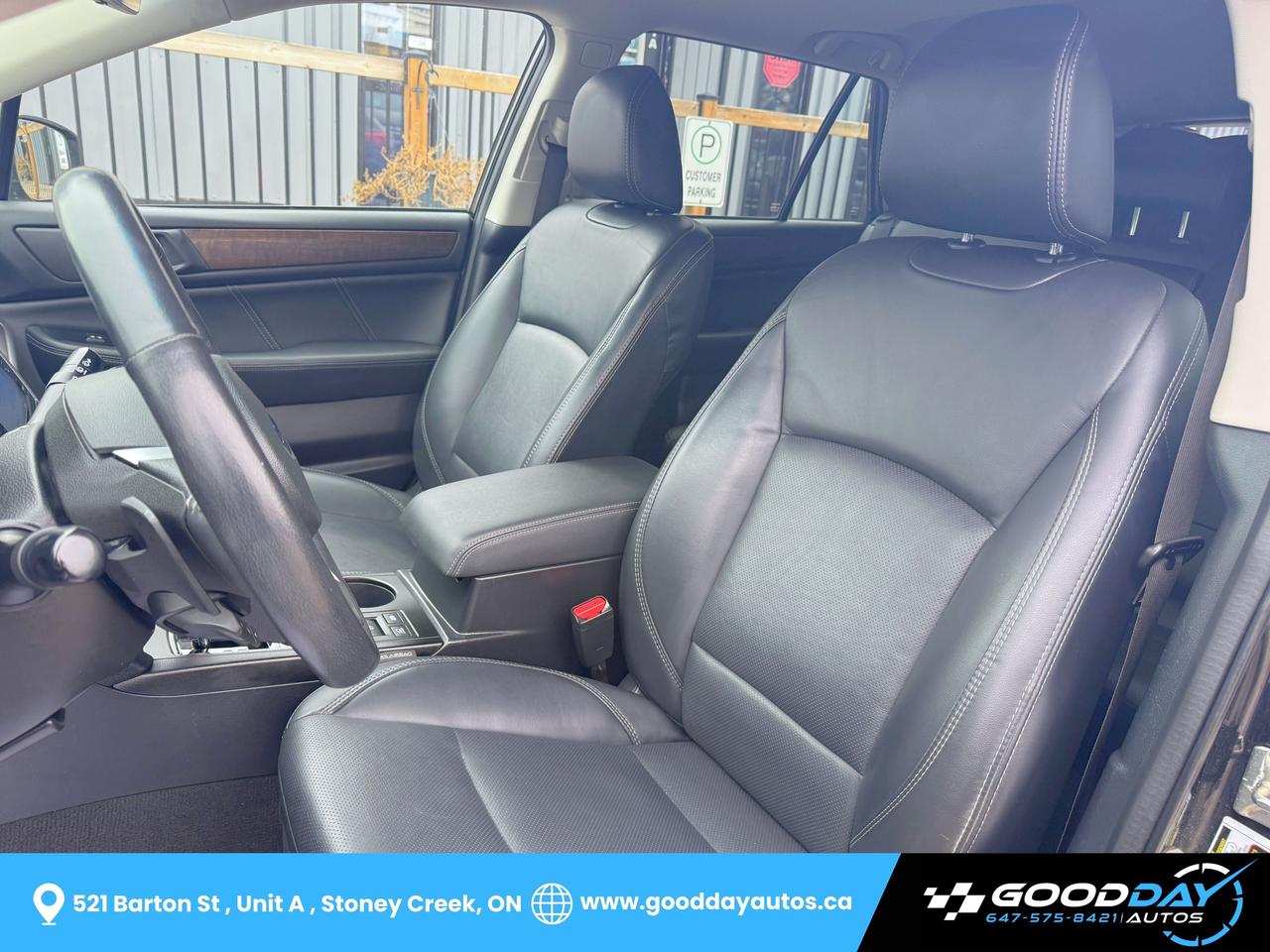 2019 Subaru Outback 3.6R Limited ONE OWNER TWO SETS OF TIRES & RIMS Photo