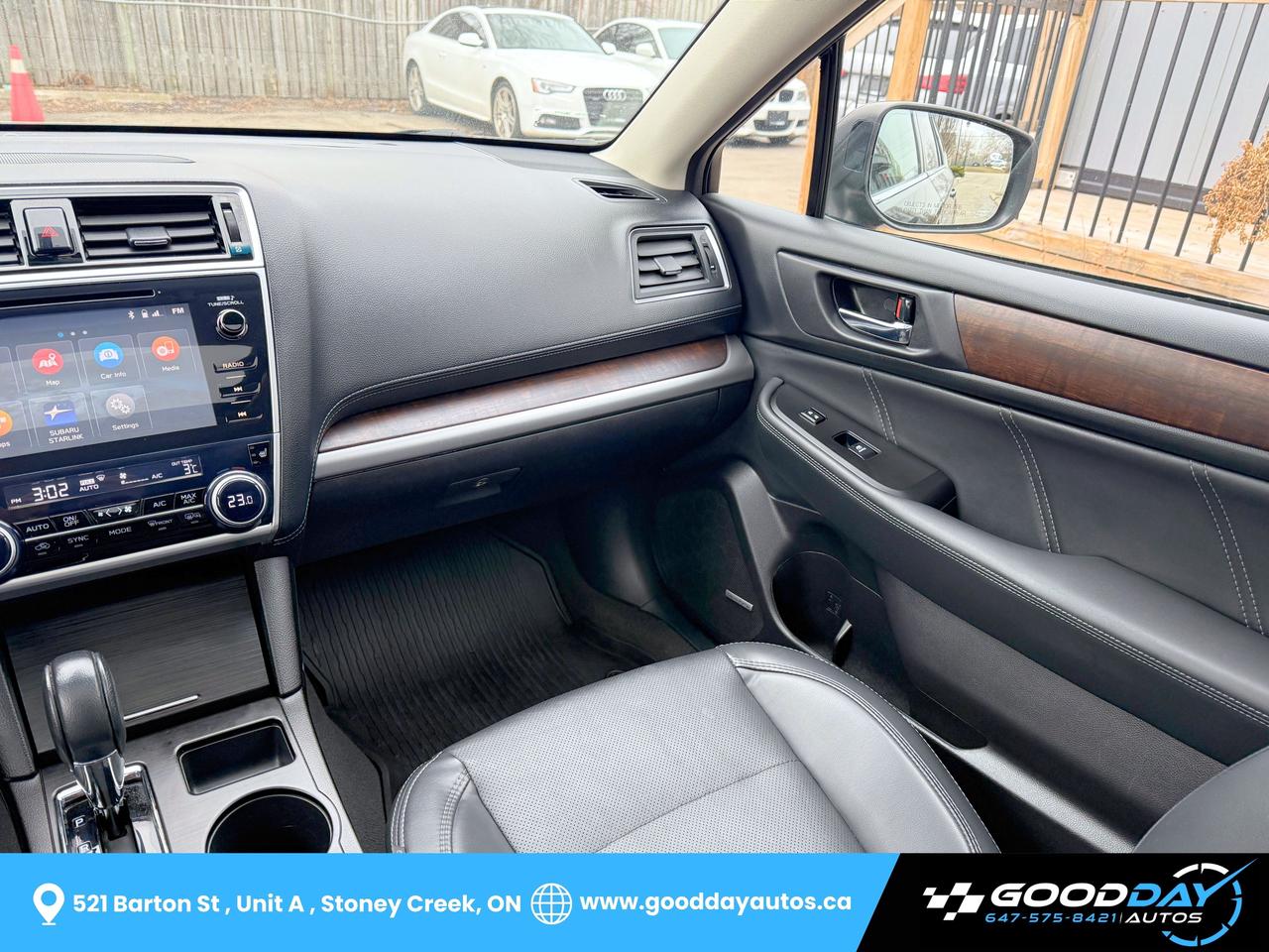 2019 Subaru Outback 3.6R Limited ONE OWNER TWO SETS OF TIRES & RIMS Photo