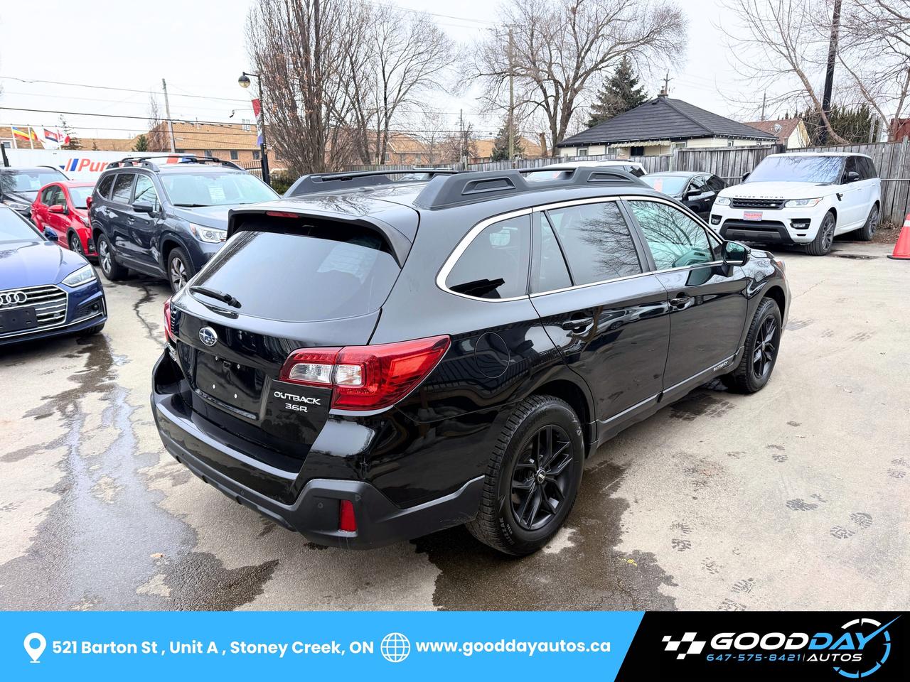 2019 Subaru Outback 3.6R Limited ONE OWNER TWO SETS OF TIRES & RIMS Photo