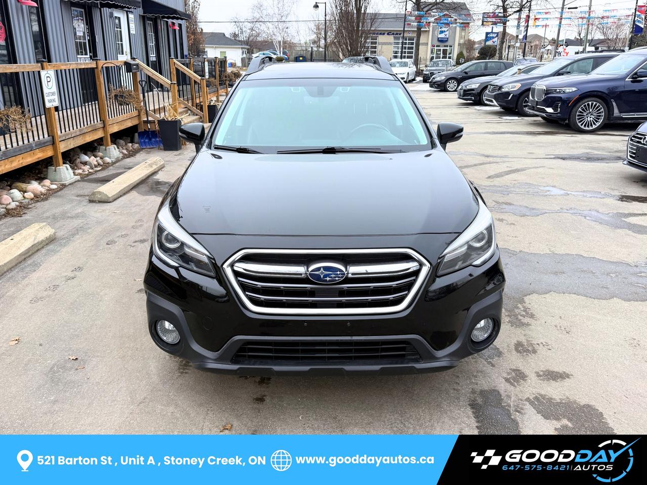 2019 Subaru Outback 3.6R Limited ONE OWNER TWO SETS OF TIRES & RIMS Photo