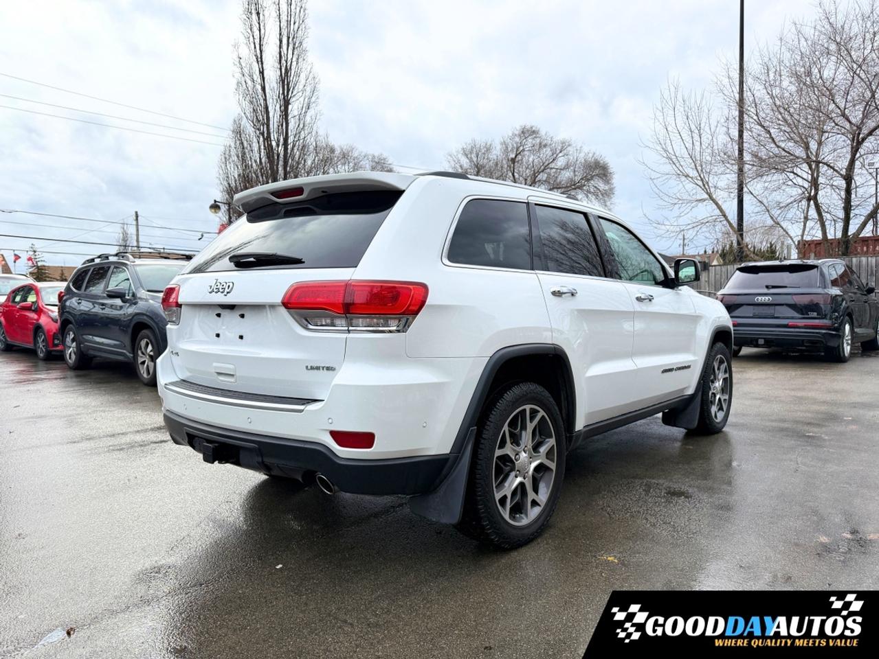 2019 Jeep Grand Cherokee Limited FULLY LOADED ONE OWNER CLEAN CARFAX MINT Photo