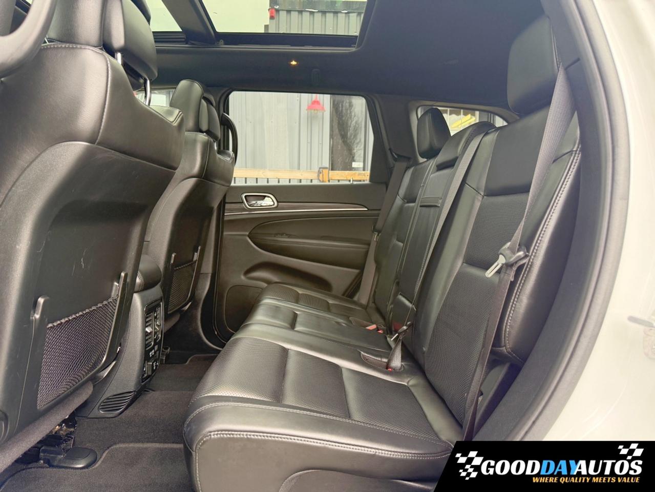 2019 Jeep Grand Cherokee Limited FULLY LOADED ONE OWNER CLEAN CARFAX MINT Photo