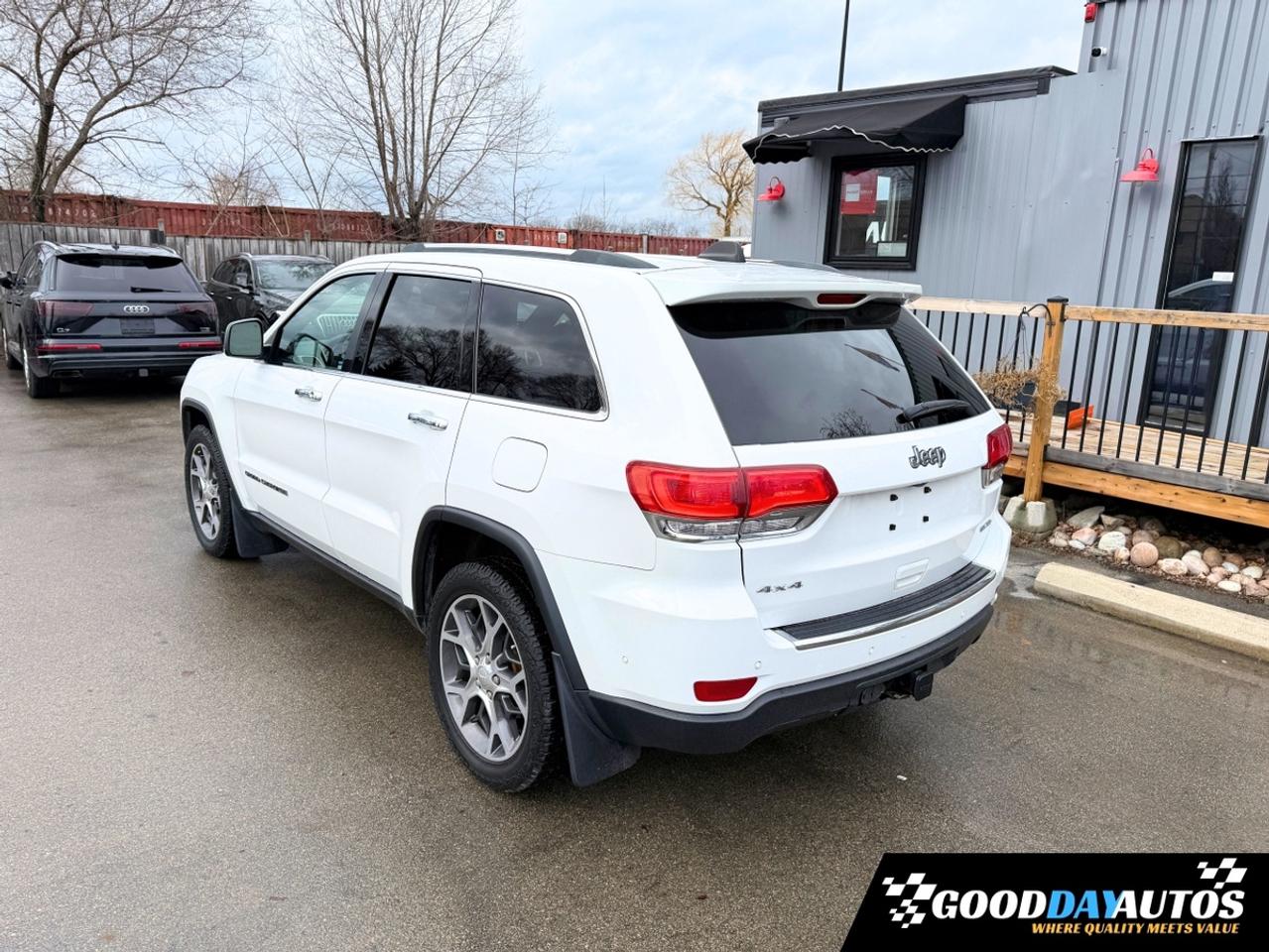 2019 Jeep Grand Cherokee Limited FULLY LOADED ONE OWNER CLEAN CARFAX MINT Photo