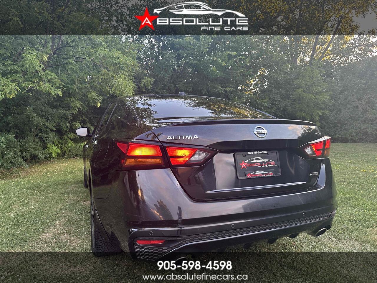 2019 Nissan ALTIMA AWD SV BLACK ON BLACK Photo3