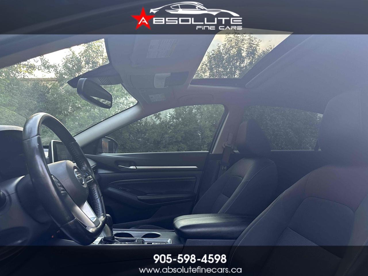 2019 Nissan ALTIMA AWD SV BLACK ON BLACK Photo