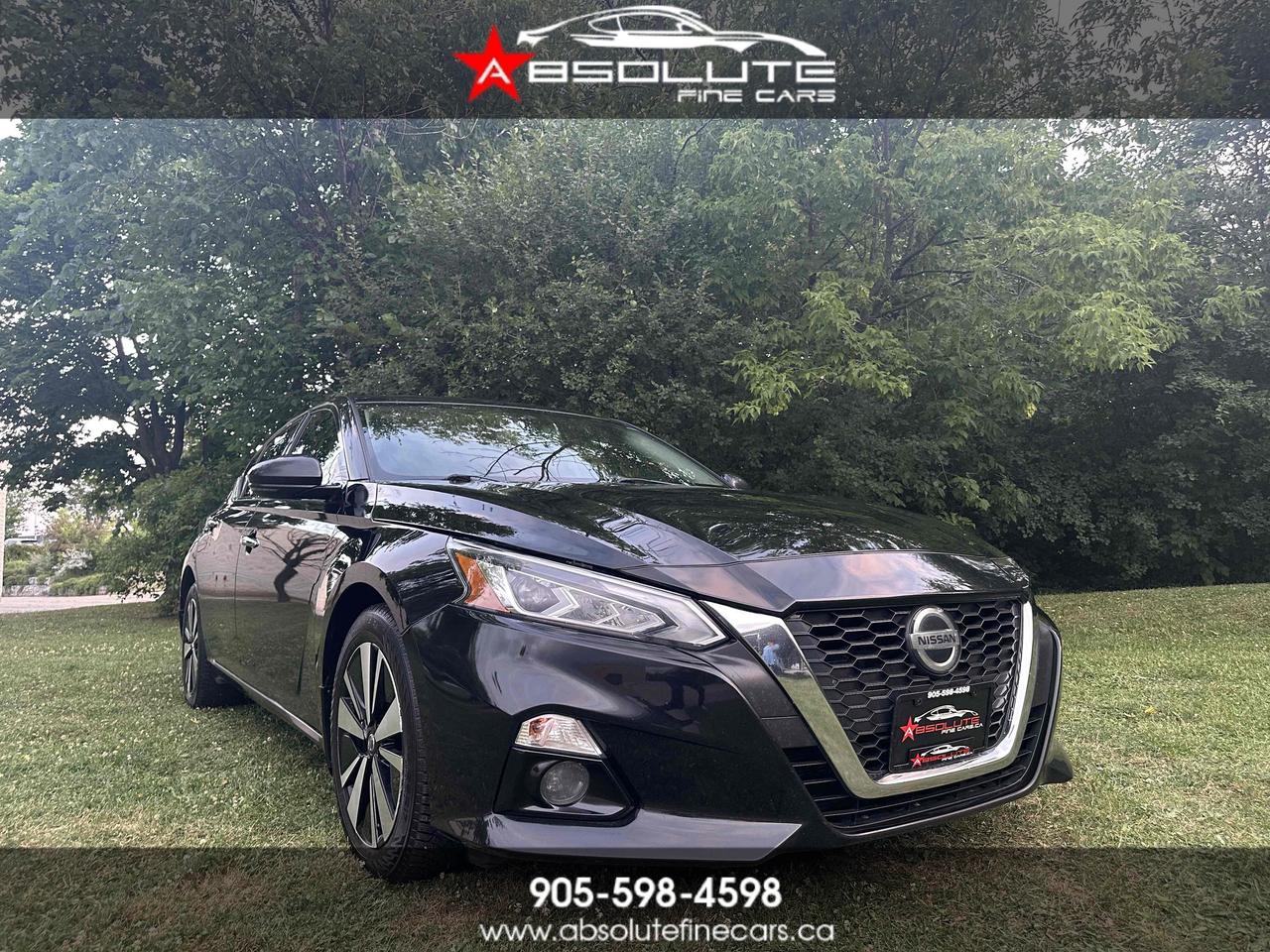 2019 Nissan ALTIMA AWD SV BLACK ON BLACK Photo