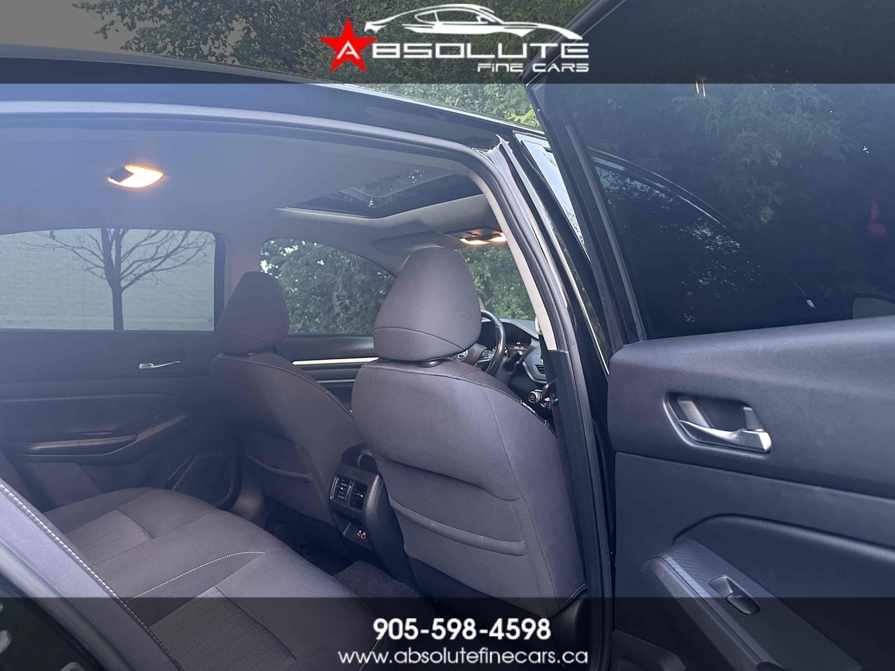 2019 Nissan ALTIMA AWD SV BLACK ON BLACK Photo