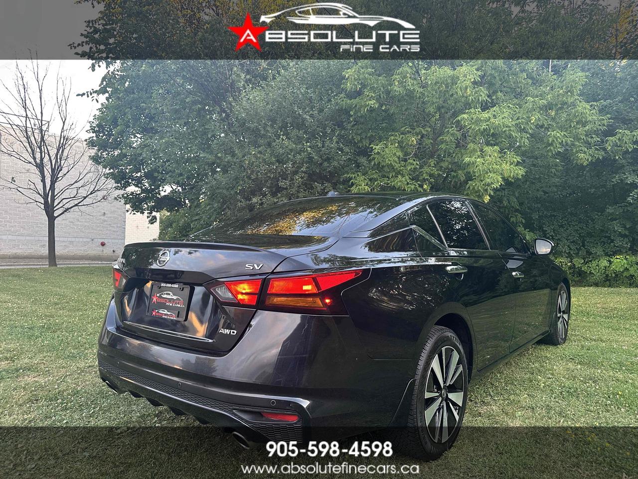 2019 Nissan ALTIMA AWD SV BLACK ON BLACK Photo