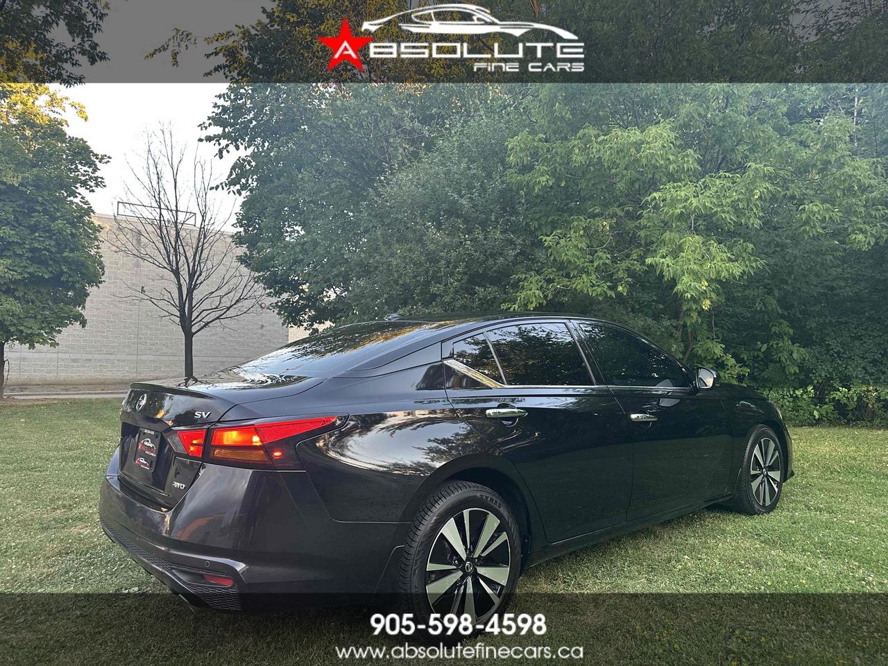 2019 Nissan ALTIMA AWD SV BLACK ON BLACK Photo