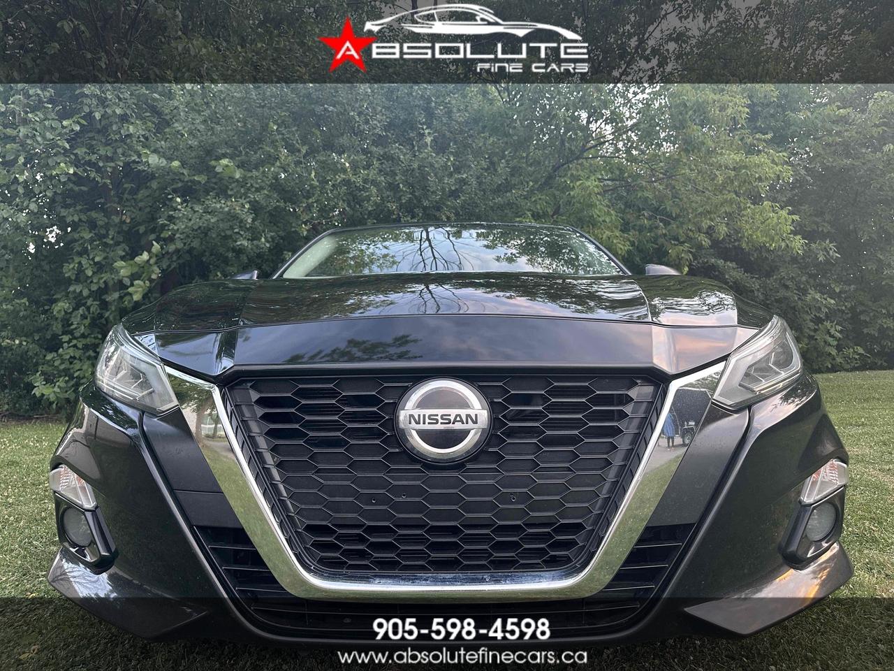 2019 Nissan ALTIMA AWD SV BLACK ON BLACK Photo