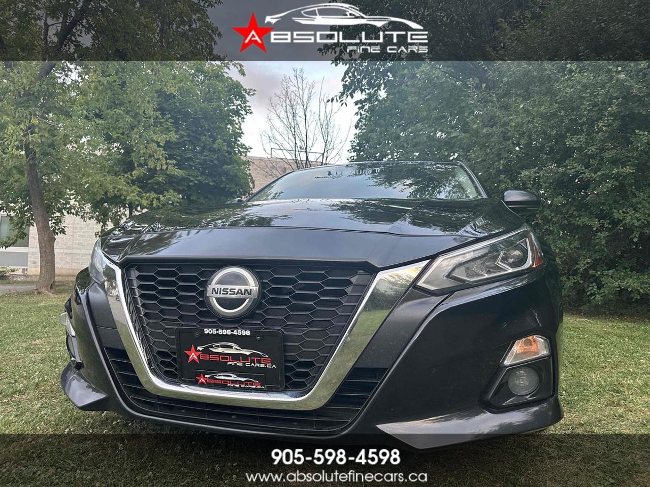 2019 Nissan ALTIMA AWD SV BLACK ON BLACK Photo4