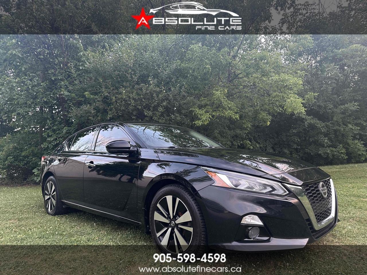 2019 Nissan ALTIMA AWD SV BLACK ON BLACK Photo