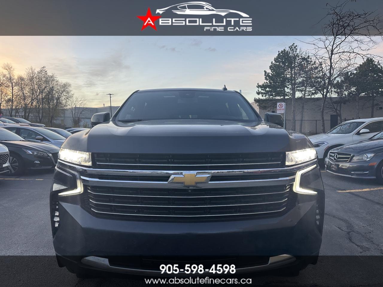 2023 Chevrolet Suburban LT Photo