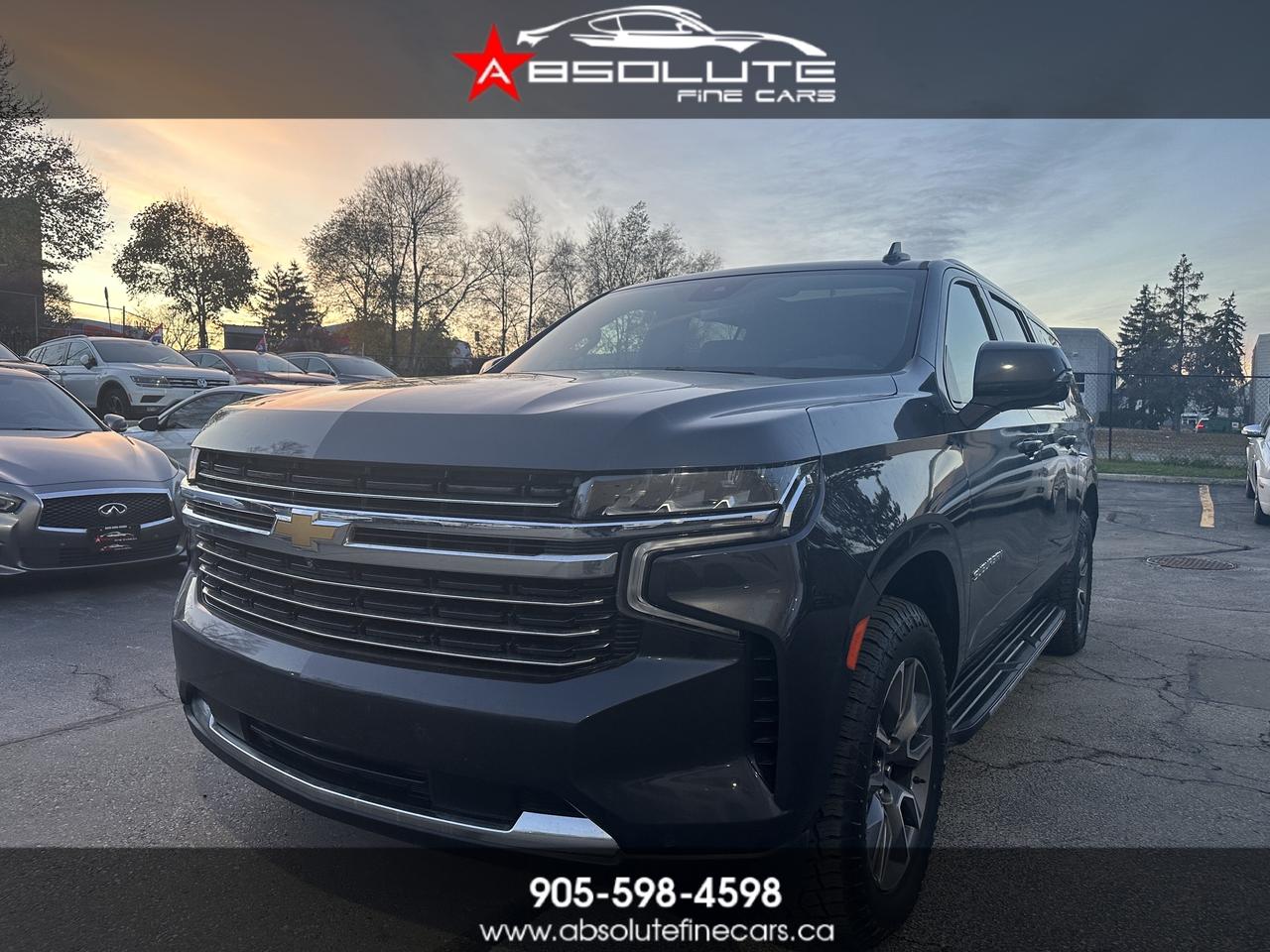 2023 Chevrolet Suburban LT Photo