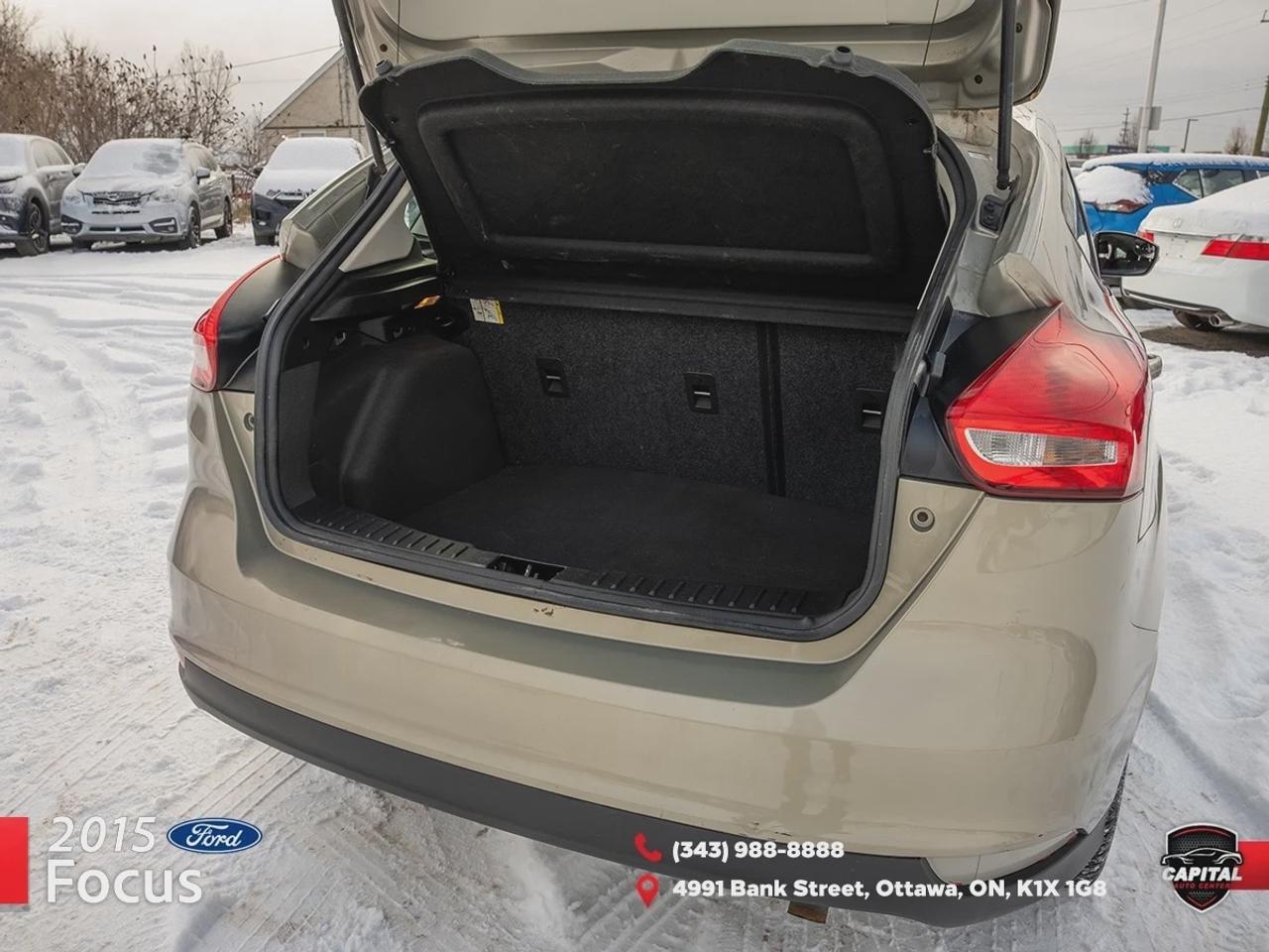 2015 Ford Focus SE Photo