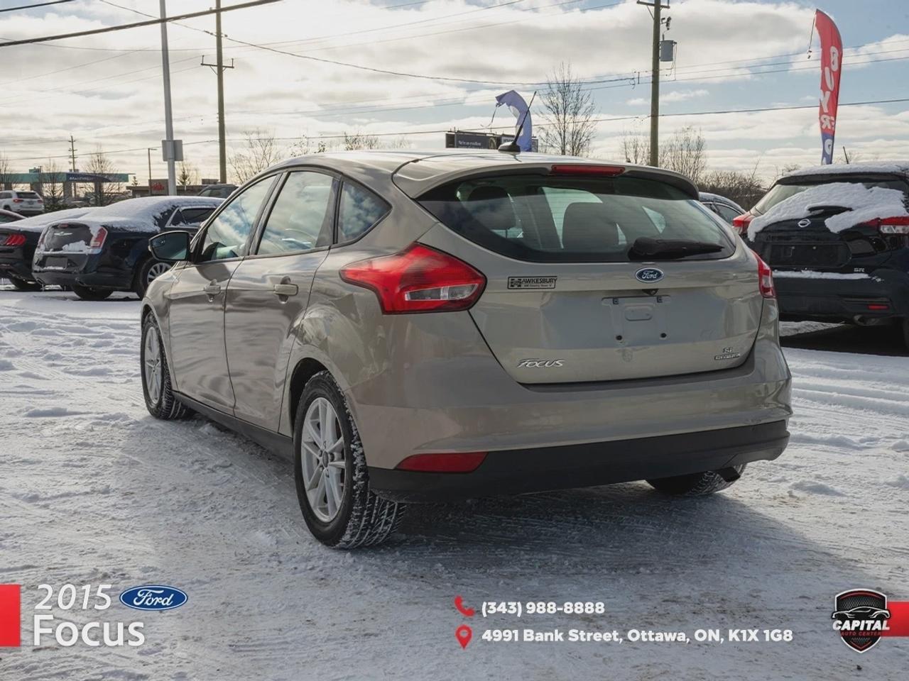2015 Ford Focus SE Photo2
