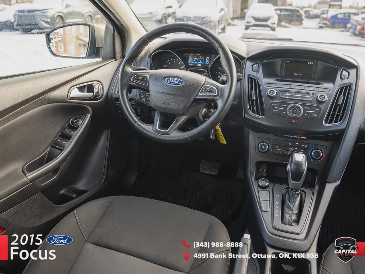 2015 Ford Focus SE Photo