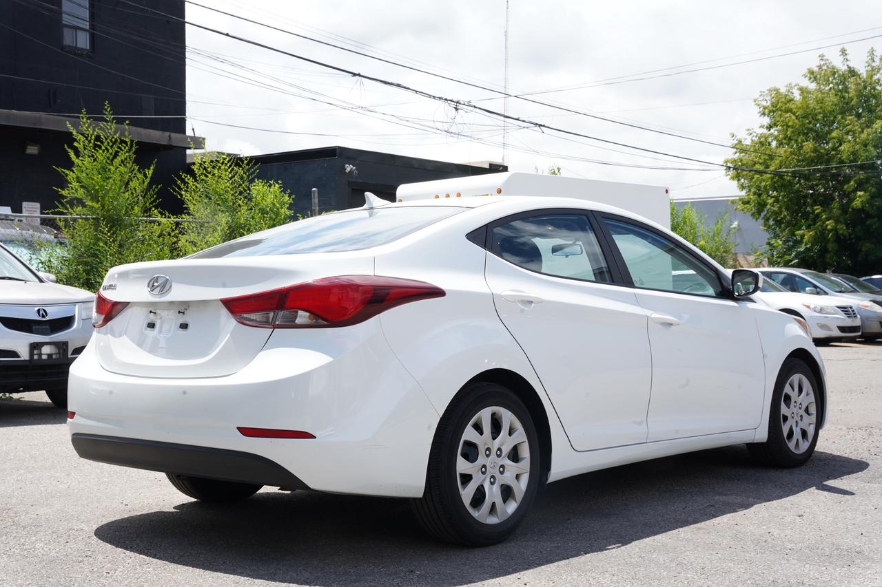 2015 Hyundai Elantra NAV/CAMERA/BLUETOOTH/USB/ APPLE CARPLAY/ NO ACCIDE Photo3
