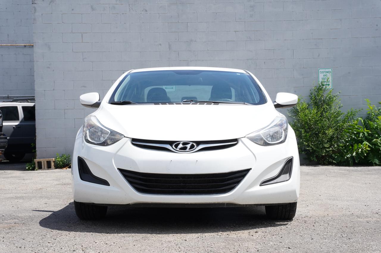 2015 Hyundai Elantra NAV/CAMERA/BLUETOOTH/USB/ APPLE CARPLAY/ NO ACCIDE Photo