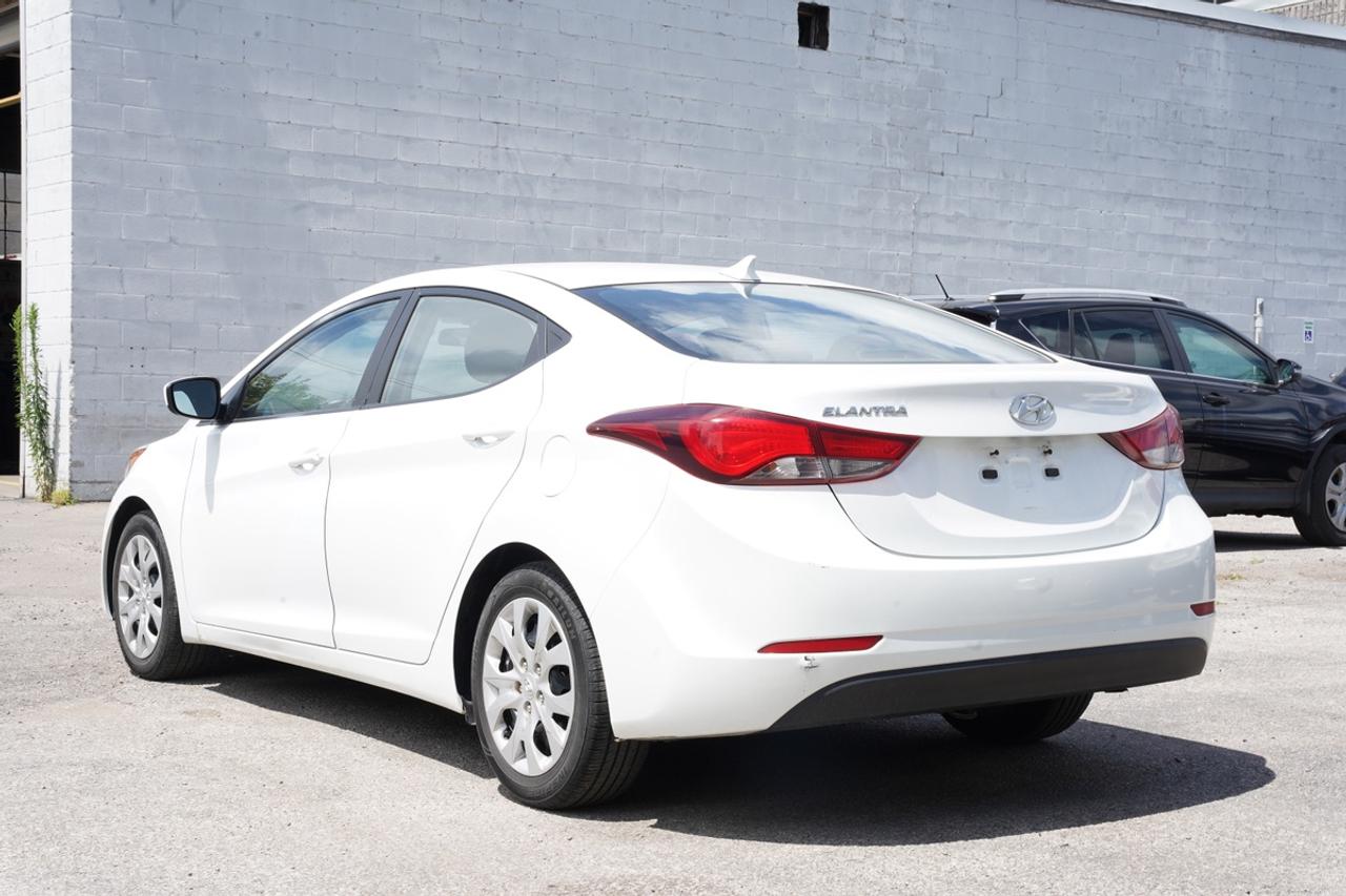 2015 Hyundai Elantra NAV/CAMERA/BLUETOOTH/USB/ APPLE CARPLAY/ NO ACCIDE Photo