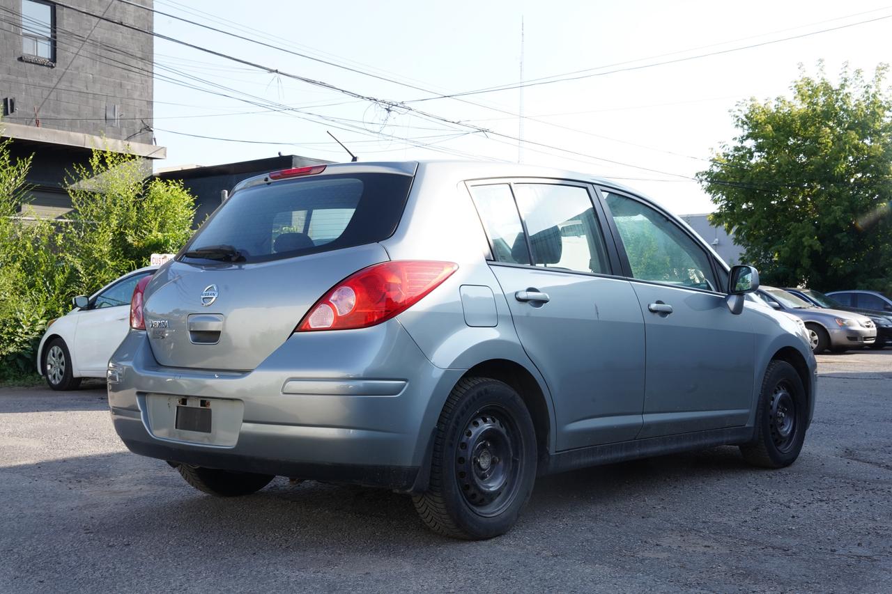 2009 Nissan Versa S/ VERY CLEAN/ FRESH TRADE Photo