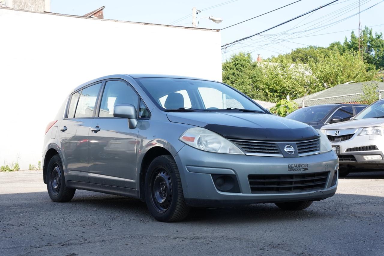 2009 Nissan Versa S/ VERY CLEAN/ FRESH TRADE Photo2
