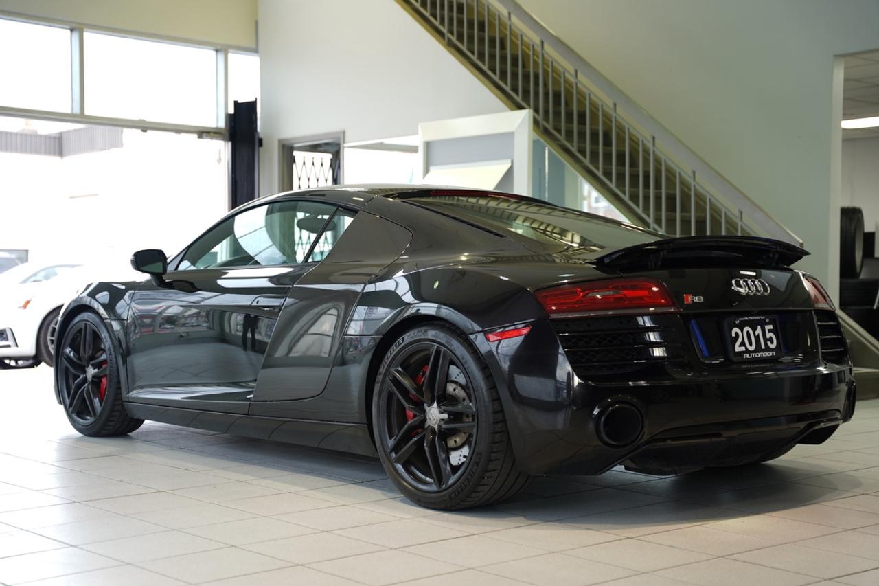 2015 Audi R8 CARBON PKG/V8/ AUTOMATIC Photo