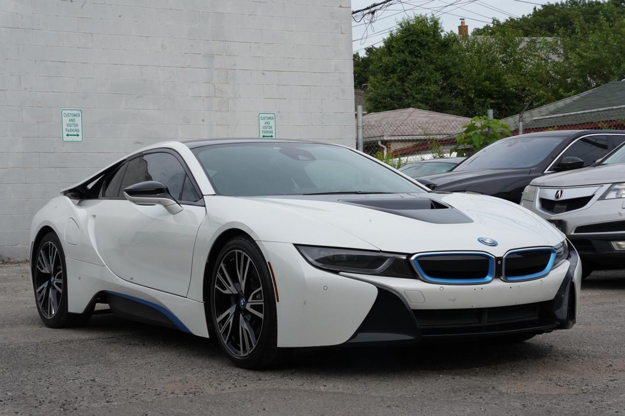 2015 BMW i8 NO ACCIDENTS/ VERY GOOD CONDITION Photo